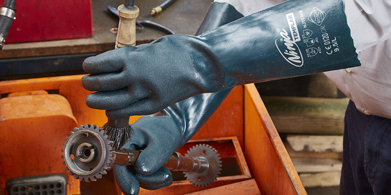 Guante de Seguridad Templar Resistente Manipulación Químicos / Grasas y Aceites Ninja